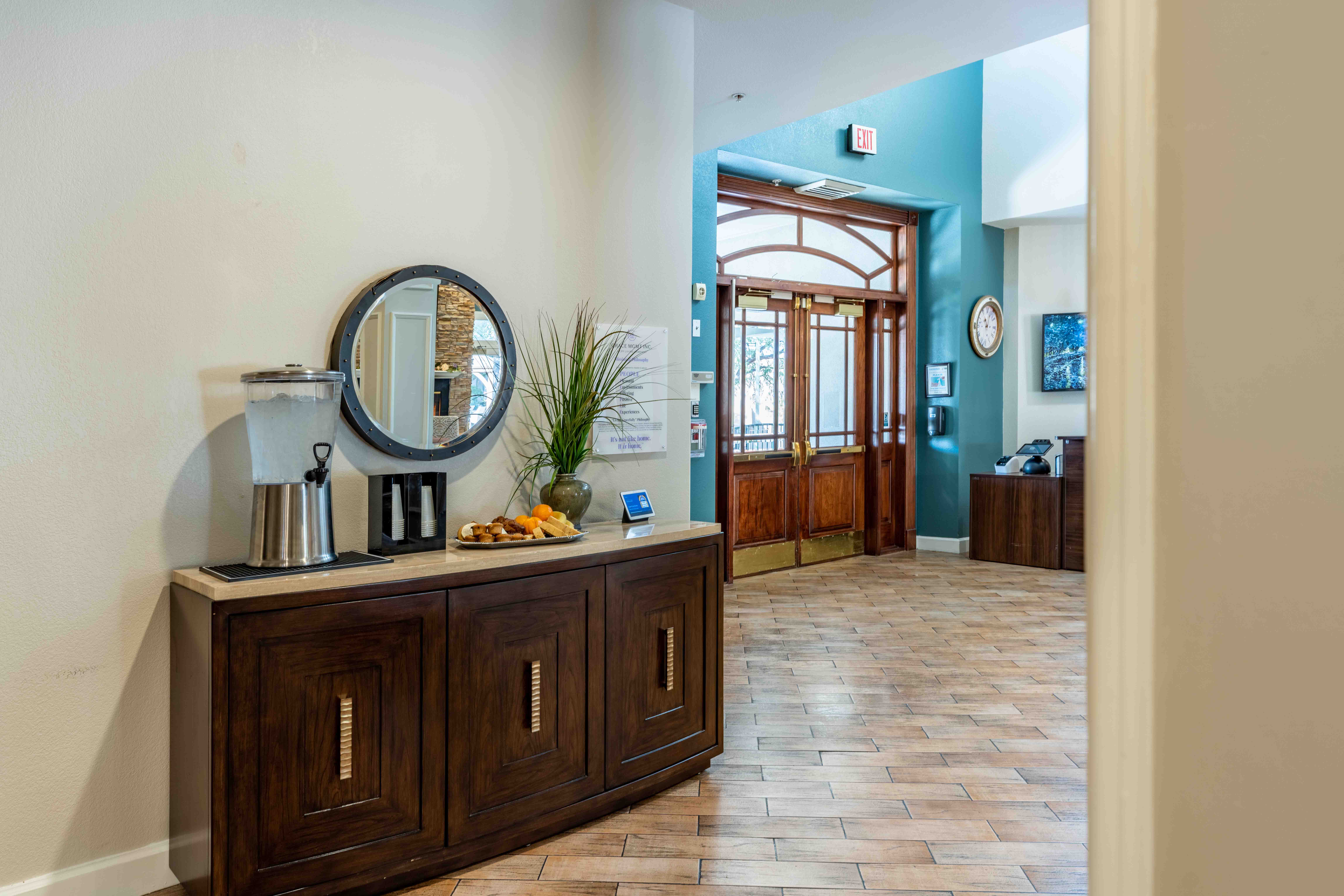 Inspirations of River Centre welcome lobby.